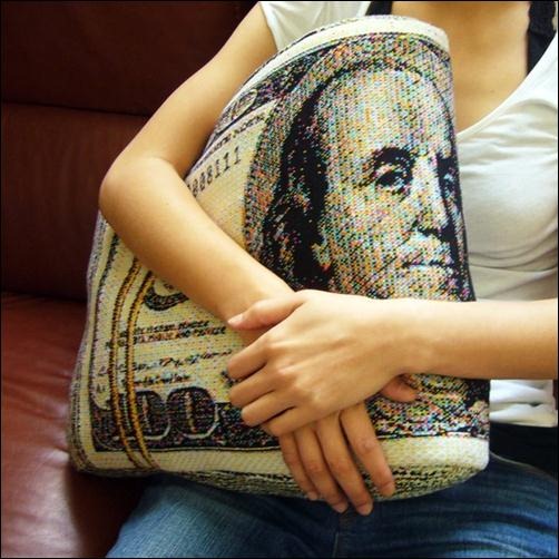 US-Dollar-Pillow