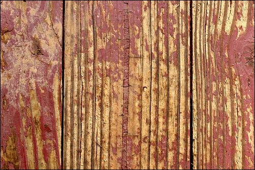 peeling-red-paint-on-wood
