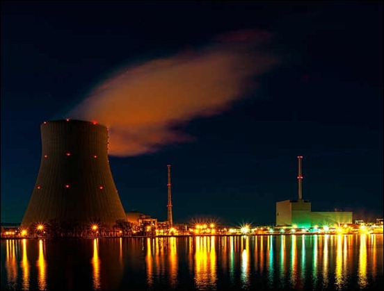 nuclear-power-palnt-at-night