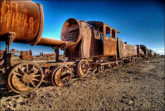 train-on-the-desert