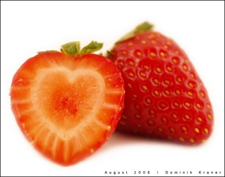 Heart-Shape-Strawberry