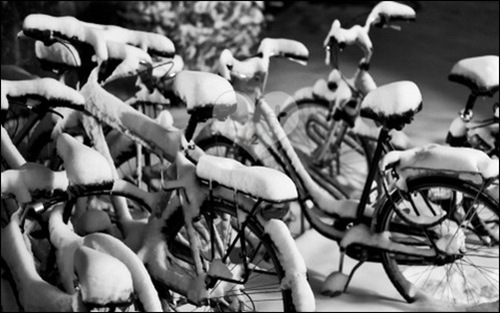 snowy-bicycles-hd-wallpapers